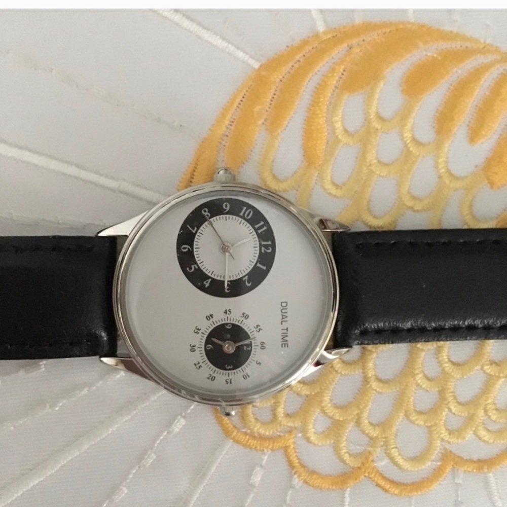 With. Vintage Seiko Japan Dual Woman Time